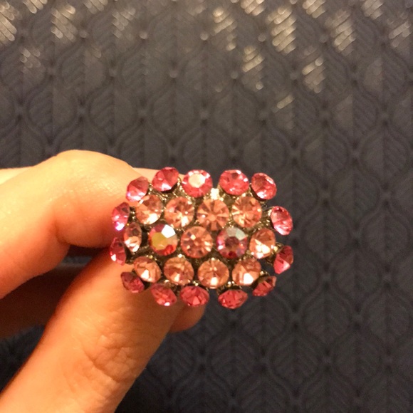 Sparkling pink rhinestone adjustable ring - Picture 2 of 6